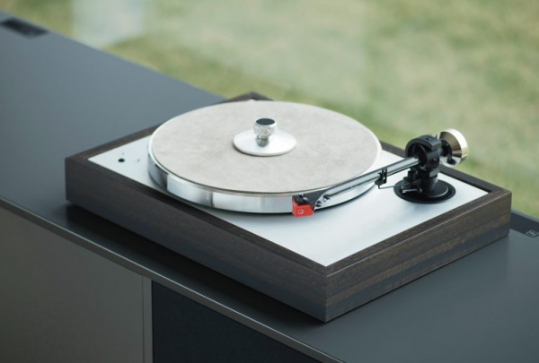 Pro-Ject Leather it